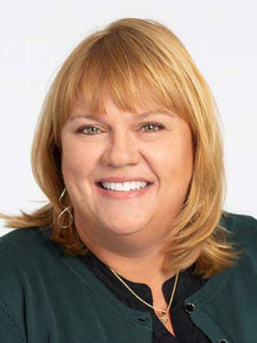 Headshot of Angela Wagner smiling